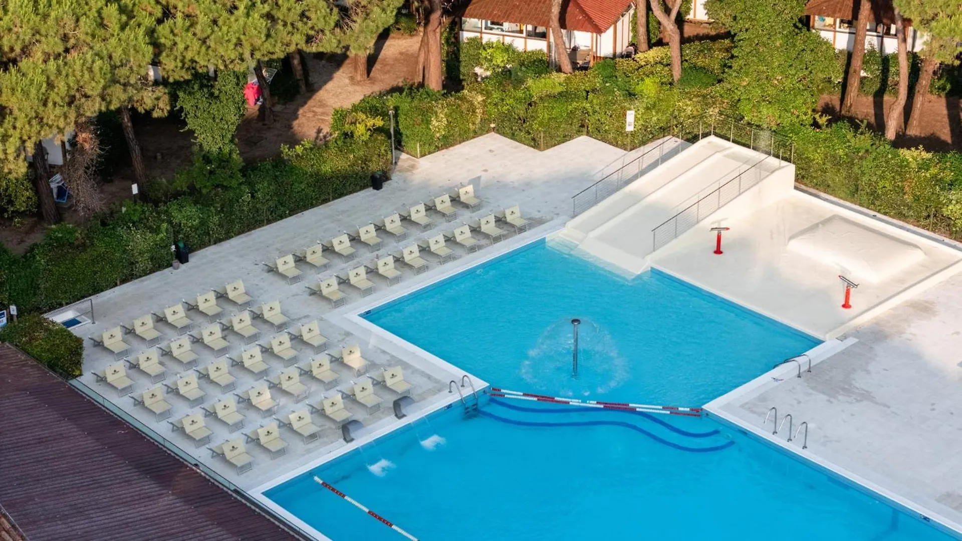 Club Del Sole Jesolo Family Resort 3*, לידו די ג'סולו איטליה