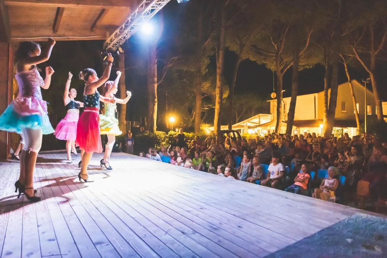 Club Del Sole Jesolo Family Resort 3*, לידו די ג'סולו איטליה