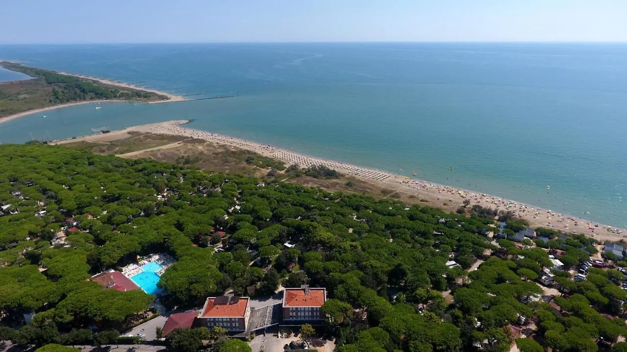 Club Del Sole Jesolo Family Resort פארק נופש